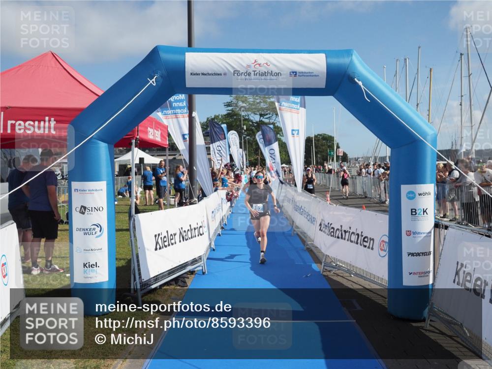 17.08.2025 - KN Förde Triathlon 2025 MichiJ http://msf.ph/oto/8593396 17.08.2025 10:36:59 Laufen 185, 202, 250 meine-sportfotos.de