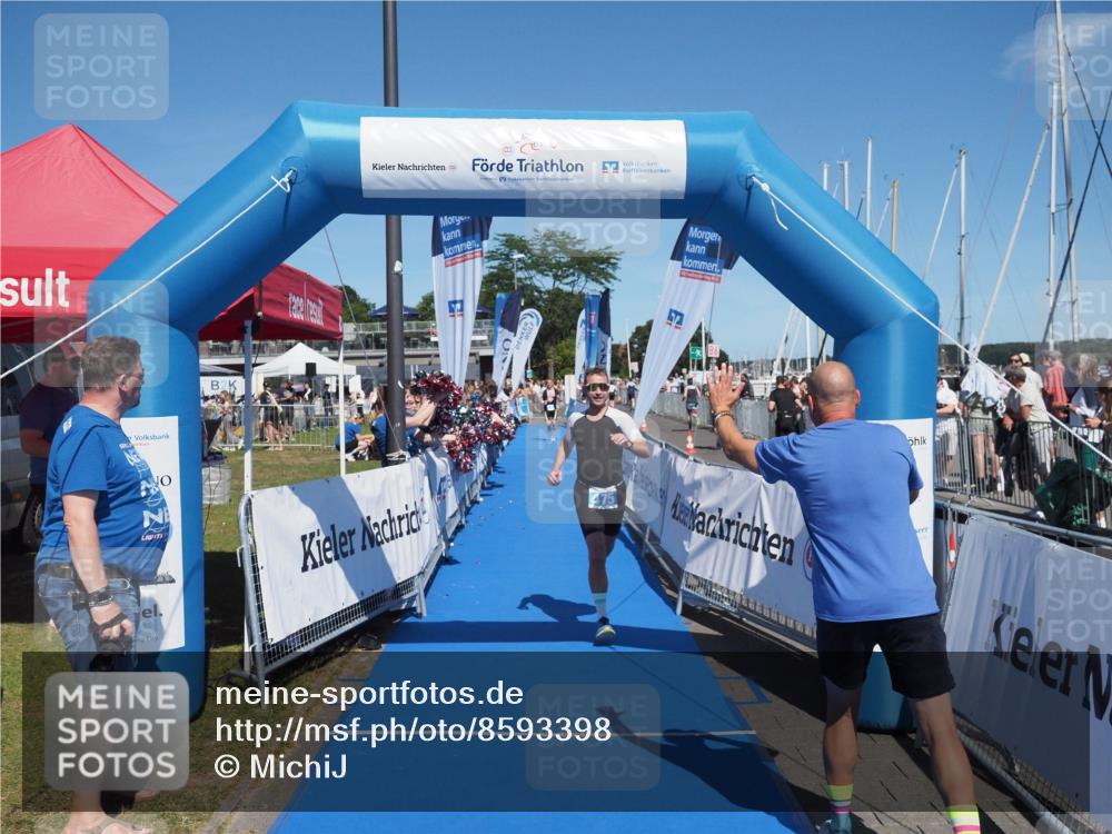 17.08.2025 - KN Förde Triathlon 2025 MichiJ http://msf.ph/oto/8593398 17.08.2025 13:53:31 Laufen 475 meine-sportfotos.de