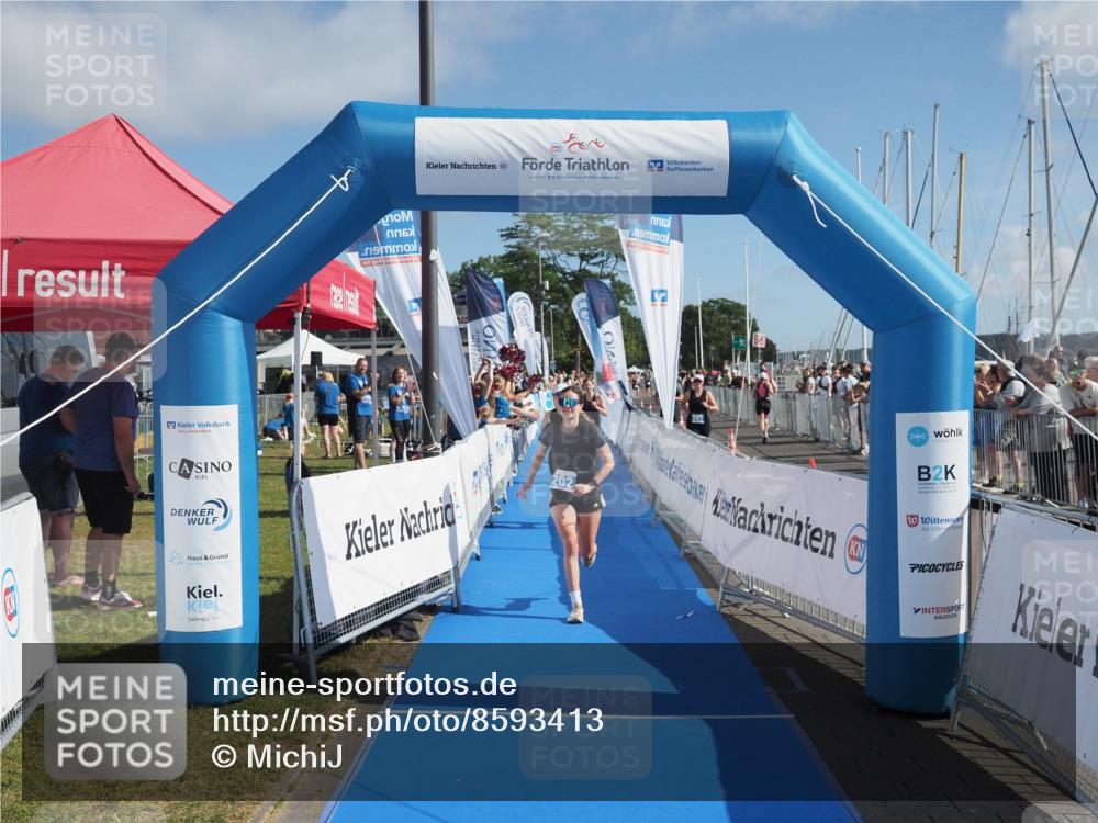 17.08.2025 - KN Förde Triathlon 2025 MichiJ http://msf.ph/oto/8593413 17.08.2025 10:37:00 Laufen 185, 202, 250 meine-sportfotos.de