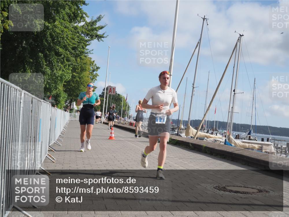 17.08.2025 - KN Förde Triathlon 2025 KatJ http://msf.ph/oto/8593459 17.08.2025 10:21:06 Laufen 179, 220 meine-sportfotos.de