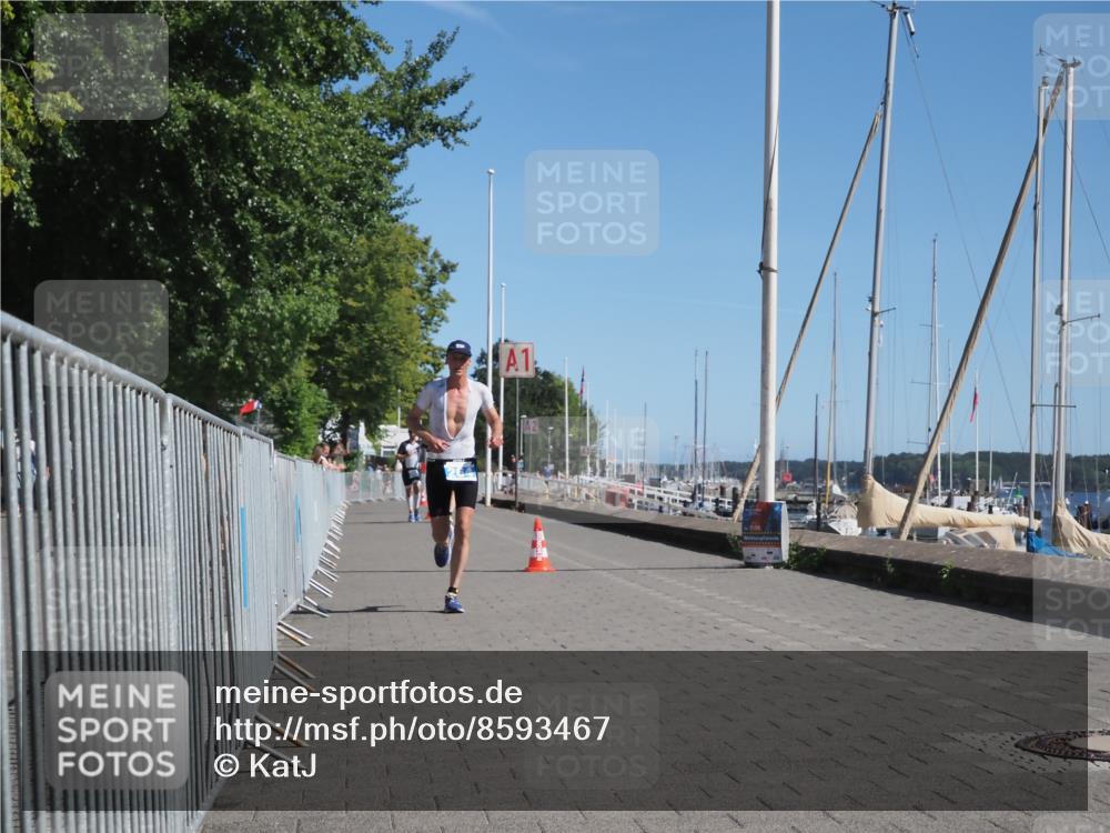 17.08.2025 - KN Förde Triathlon 2025 KatJ http://msf.ph/oto/8593467 17.08.2025 11:37:48 Laufen 264 meine-sportfotos.de