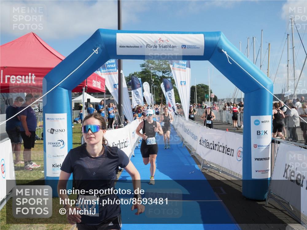 17.08.2025 - KN Förde Triathlon 2025 MichiJ http://msf.ph/oto/8593481 17.08.2025 10:37:01 Laufen 185, 202, 250 meine-sportfotos.de