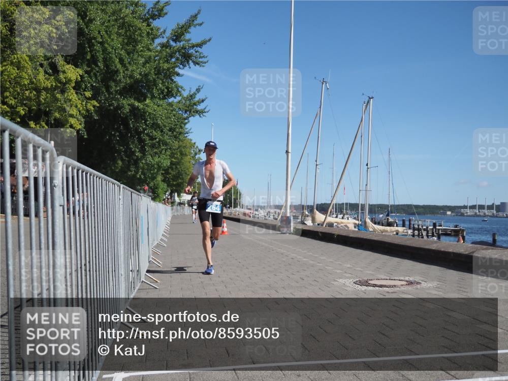 17.08.2025 - KN Förde Triathlon 2025 KatJ http://msf.ph/oto/8593505 17.08.2025 11:37:50 Laufen 264, 269 meine-sportfotos.de
