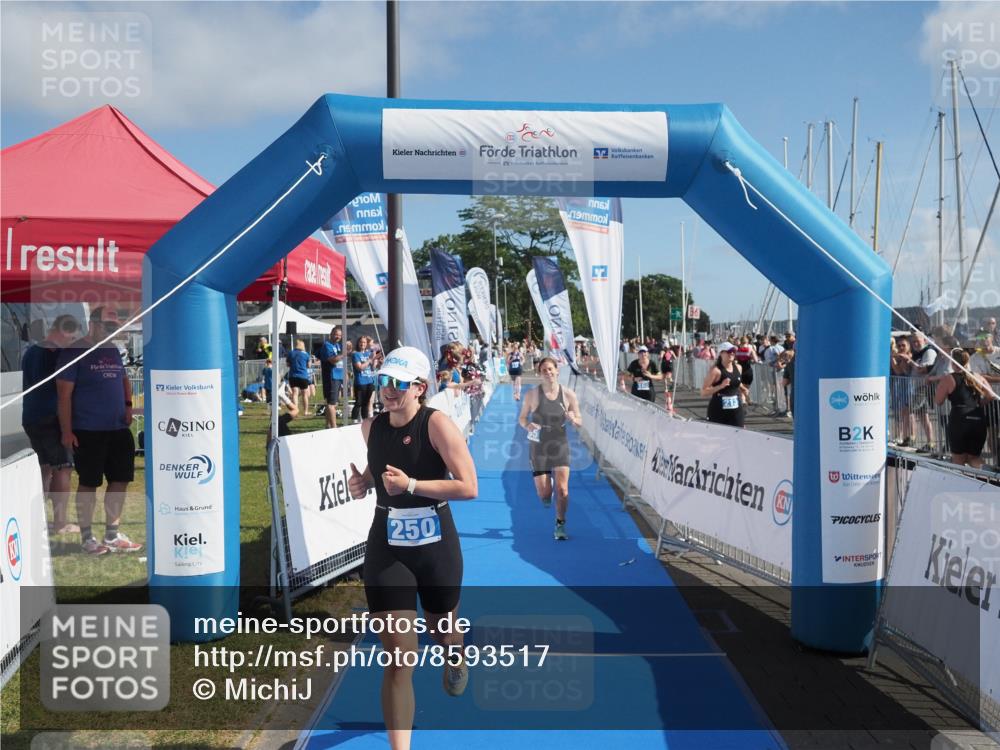 17.08.2025 - KN Förde Triathlon 2025 MichiJ http://msf.ph/oto/8593517 17.08.2025 10:37:02 Laufen 185, 202, 250 meine-sportfotos.de