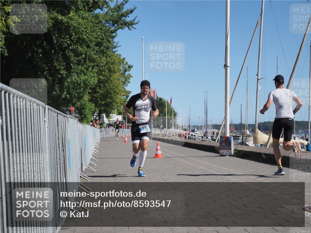 17.08.2025 - KN Förde Triathlon 2025 KatJ http://msf.ph/oto/8593547 17.08.2025 11:37:56 Laufen 269 meine-sportfotos.de