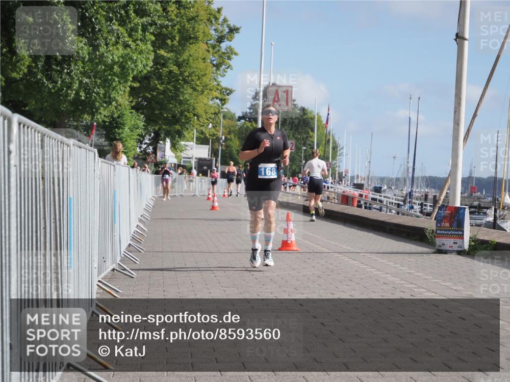 17.08.2025 - KN Förde Triathlon 2025 KatJ http://msf.ph/oto/8593560 17.08.2025 10:21:22 Laufen 168 meine-sportfotos.de