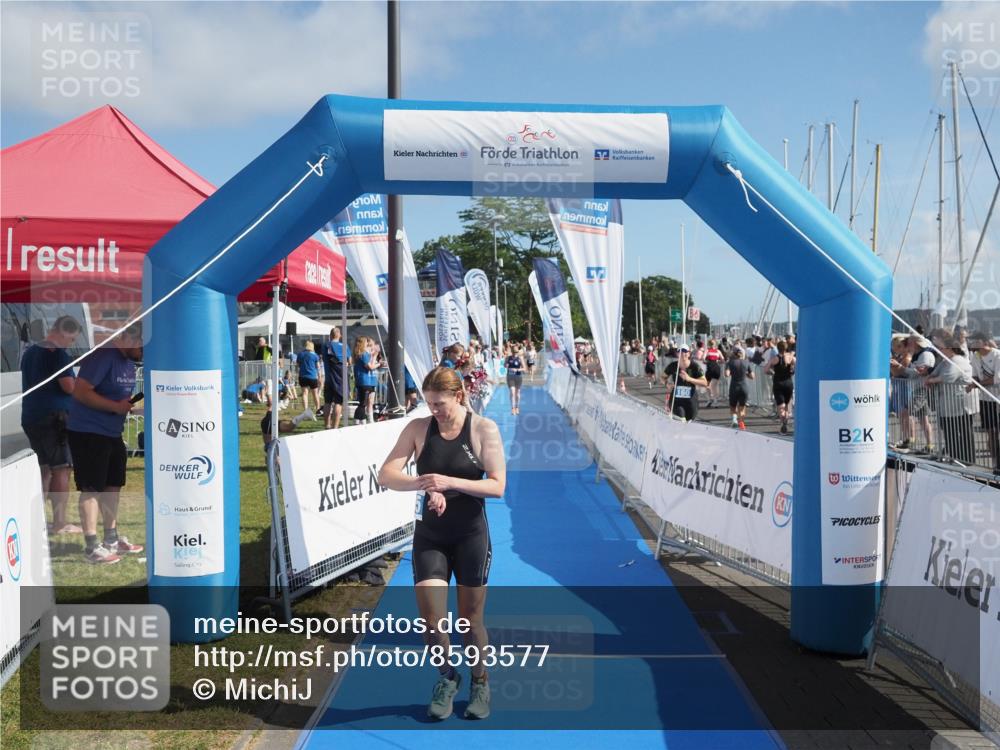 17.08.2025 - KN Förde Triathlon 2025 MichiJ http://msf.ph/oto/8593577 17.08.2025 10:37:04 Laufen 185, 202, 250 meine-sportfotos.de