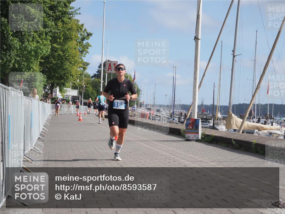 17.08.2025 - KN Förde Triathlon 2025 KatJ http://msf.ph/oto/8593587 17.08.2025 10:21:23 Laufen 168 meine-sportfotos.de