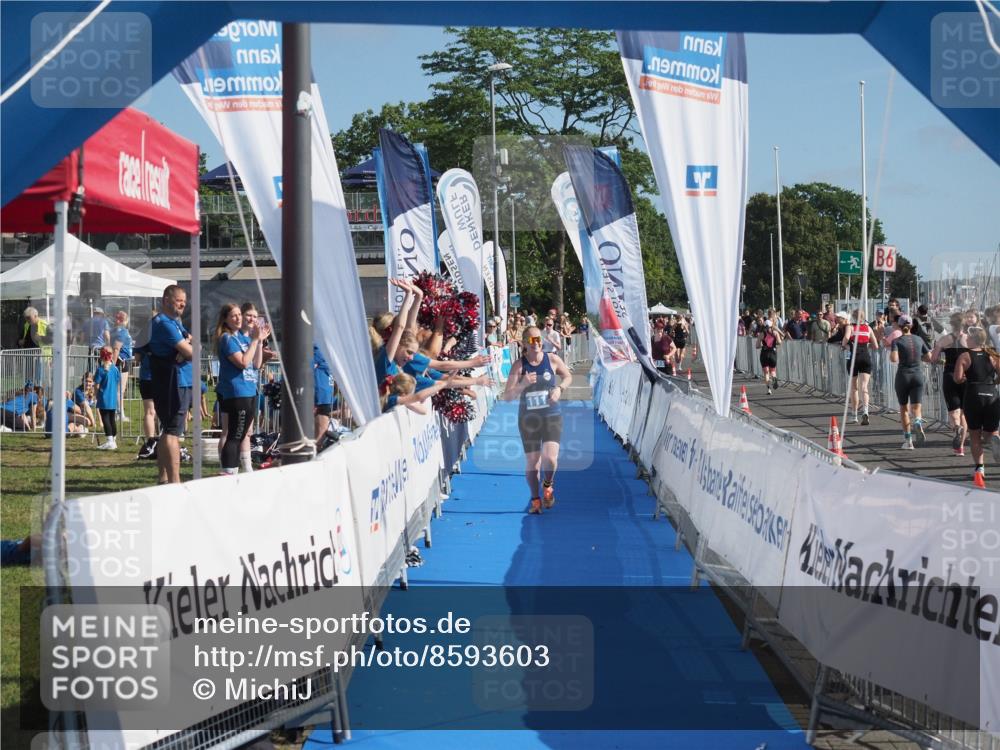 17.08.2025 - KN Förde Triathlon 2025 MichiJ http://msf.ph/oto/8593603 17.08.2025 10:37:06 Laufen 111, 185, 202, 250 meine-sportfotos.de