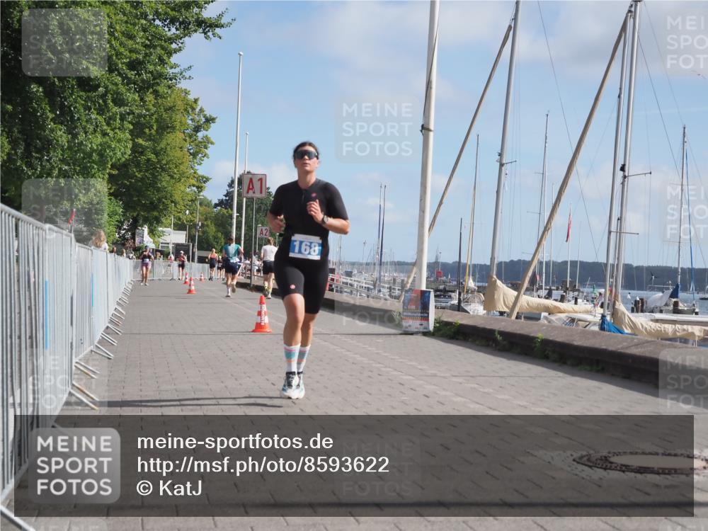 17.08.2025 - KN Förde Triathlon 2025 KatJ http://msf.ph/oto/8593622 17.08.2025 10:21:23 Laufen 168 meine-sportfotos.de