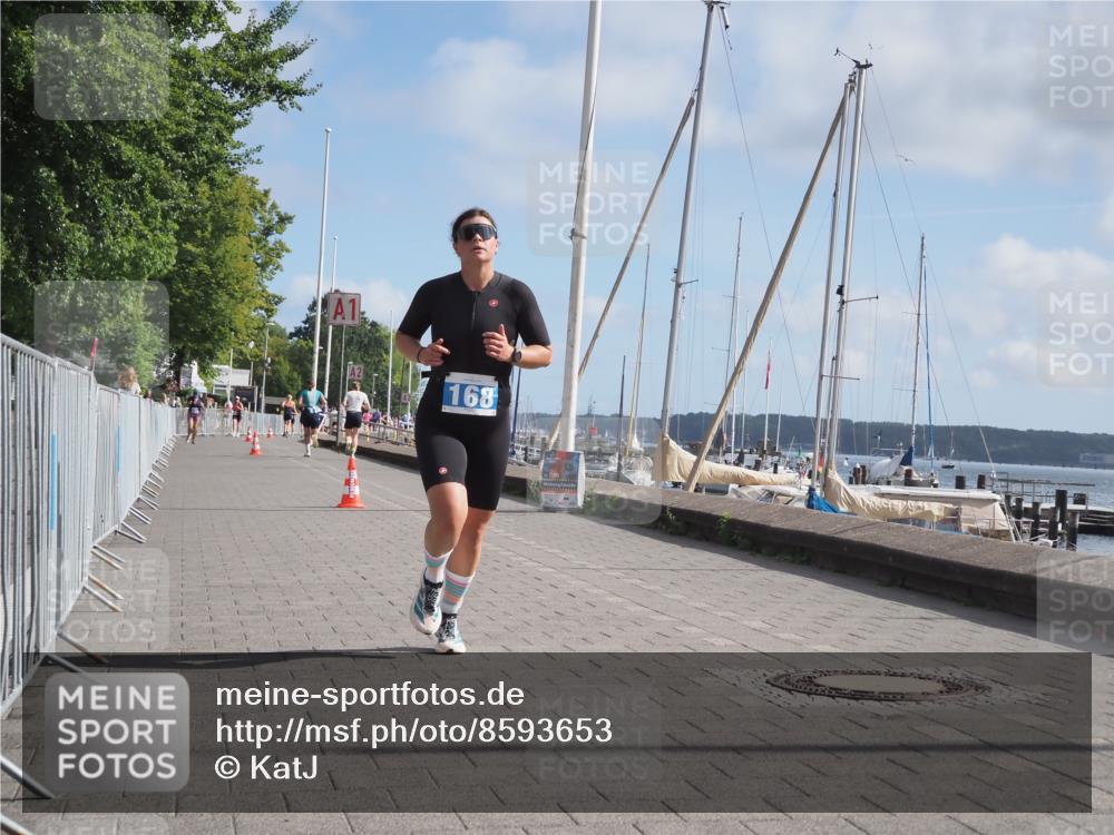 17.08.2025 - KN Förde Triathlon 2025 KatJ http://msf.ph/oto/8593653 17.08.2025 10:21:24 Laufen 168 meine-sportfotos.de