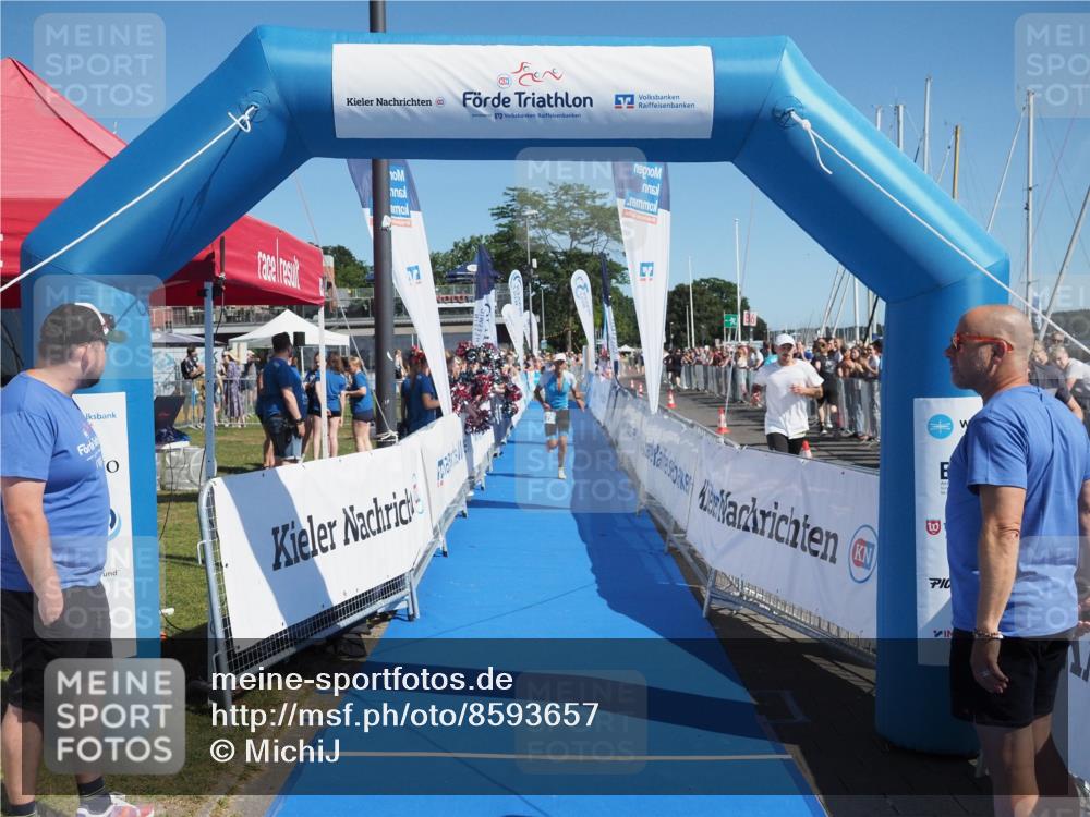 17.08.2025 - KN Förde Triathlon 2025 MichiJ http://msf.ph/oto/8593657 17.08.2025 12:01:11 Laufen 275 meine-sportfotos.de