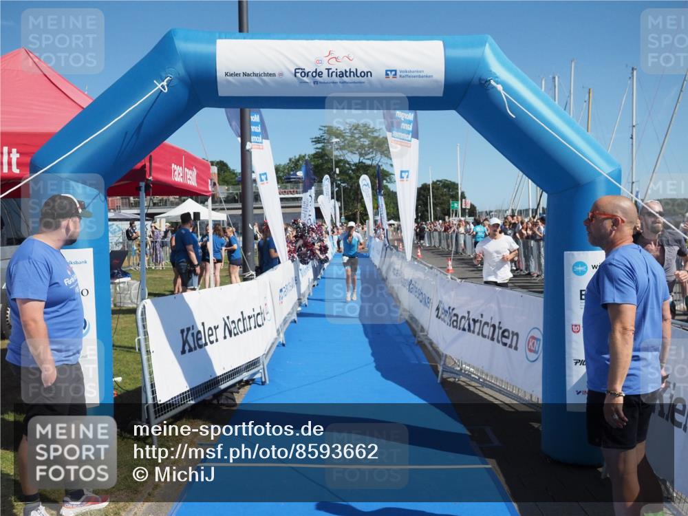 17.08.2025 - KN Förde Triathlon 2025 MichiJ http://msf.ph/oto/8593662 17.08.2025 12:01:11 Laufen 275 meine-sportfotos.de