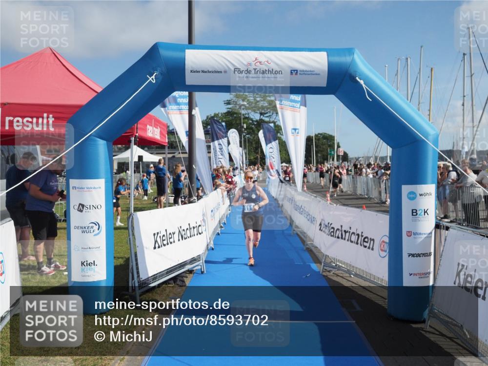 17.08.2025 - KN Förde Triathlon 2025 MichiJ http://msf.ph/oto/8593702 17.08.2025 10:37:09 Laufen 111, 185 meine-sportfotos.de
