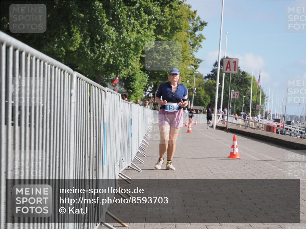 17.08.2025 - KN Förde Triathlon 2025 KatJ http://msf.ph/oto/8593703 17.08.2025 10:21:44 Laufen 195 meine-sportfotos.de