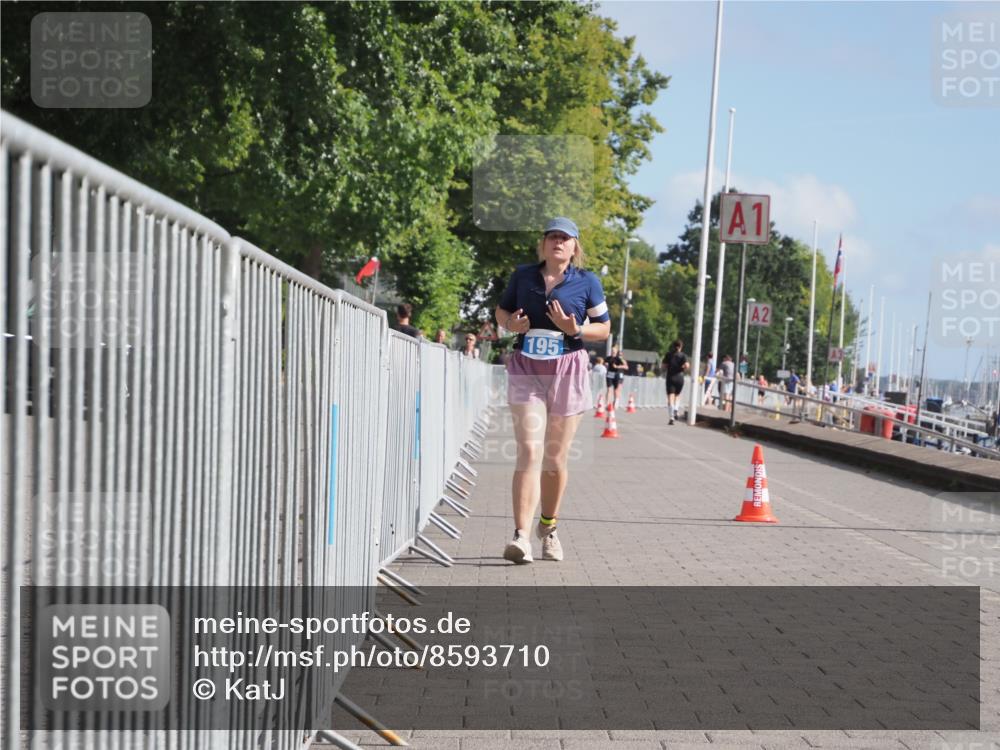 17.08.2025 - KN Förde Triathlon 2025 KatJ http://msf.ph/oto/8593710 17.08.2025 10:21:45 Laufen 195 meine-sportfotos.de