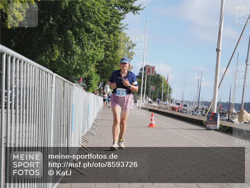17.08.2025 - KN Förde Triathlon 2025 KatJ http://msf.ph/oto/8593726 17.08.2025 10:21:47 Laufen 120, 195 meine-sportfotos.de