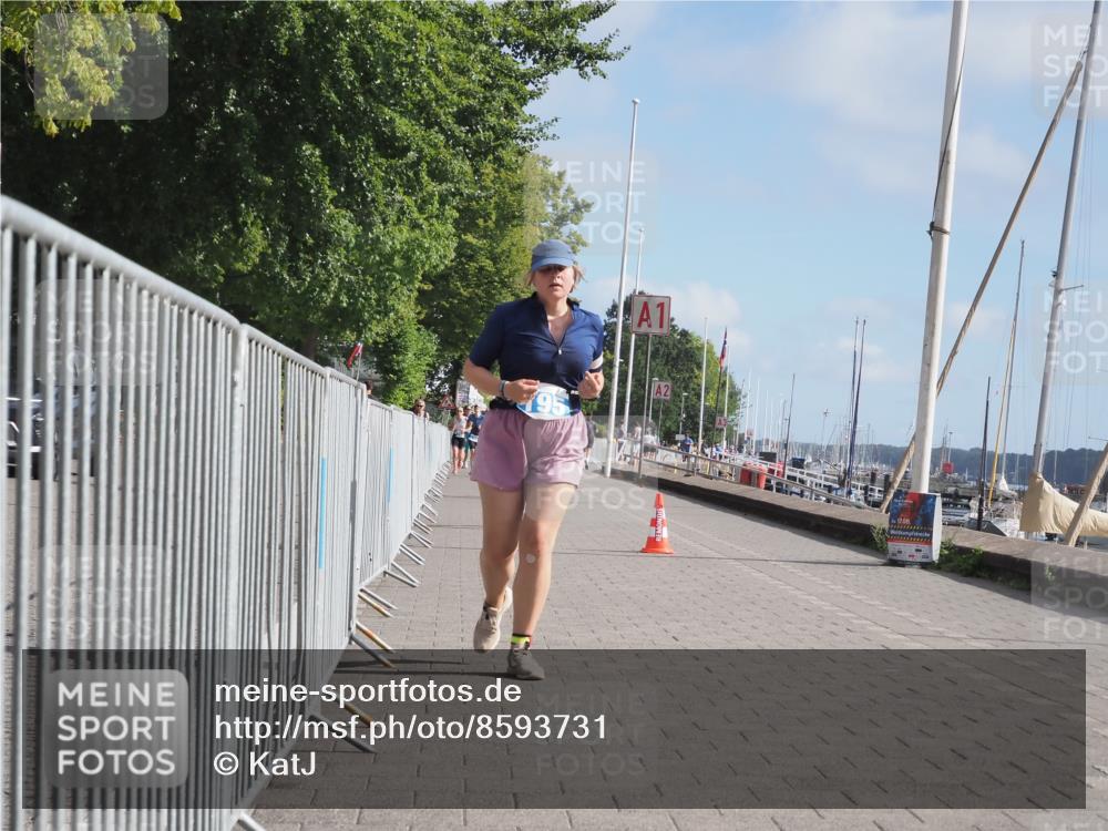 17.08.2025 - KN Förde Triathlon 2025 KatJ http://msf.ph/oto/8593731 17.08.2025 10:21:47 Laufen 120, 195 meine-sportfotos.de