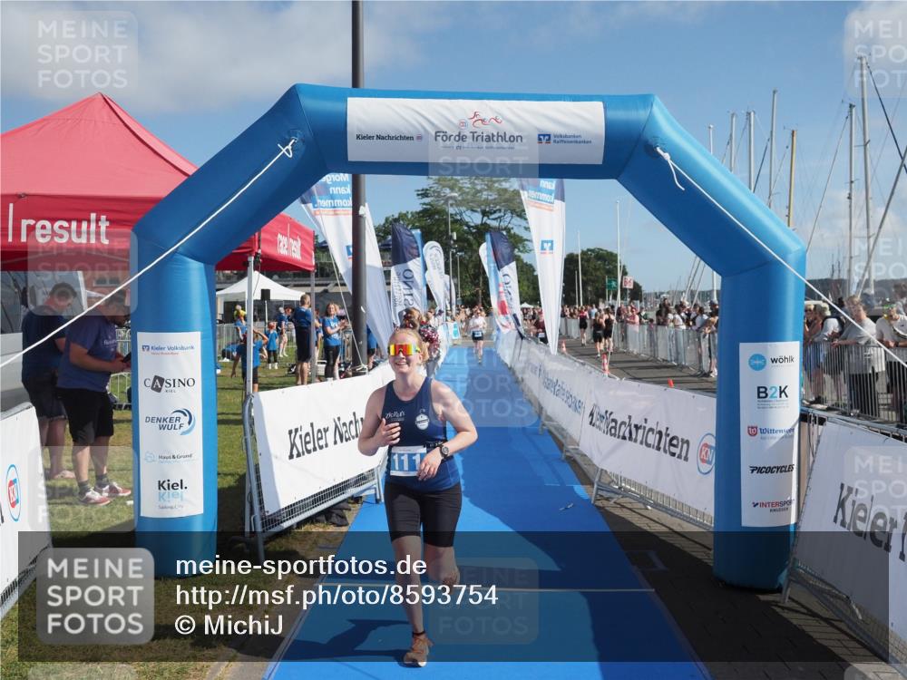 17.08.2025 - KN Förde Triathlon 2025 MichiJ http://msf.ph/oto/8593754 17.08.2025 10:37:10 Laufen 111 meine-sportfotos.de