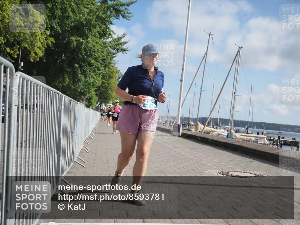 17.08.2025 - KN Förde Triathlon 2025 KatJ http://msf.ph/oto/8593781 17.08.2025 10:21:49 Laufen 120, 195, 250 meine-sportfotos.de