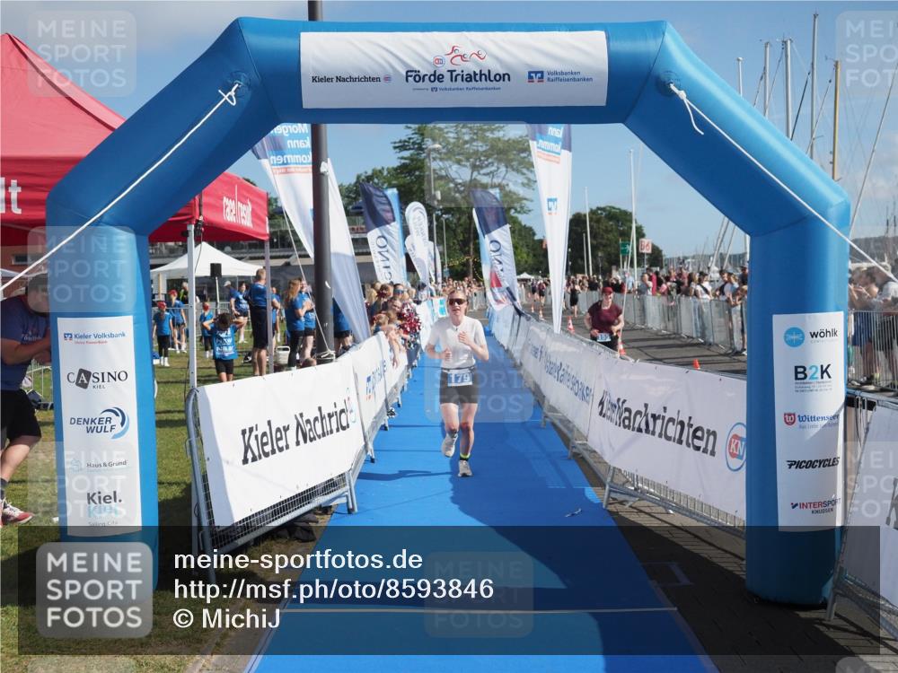 17.08.2025 - KN Förde Triathlon 2025 MichiJ http://msf.ph/oto/8593846 17.08.2025 10:37:16 Laufen 179 meine-sportfotos.de