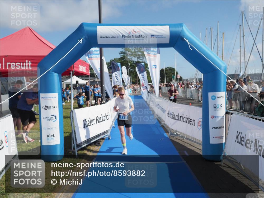 17.08.2025 - KN Förde Triathlon 2025 MichiJ http://msf.ph/oto/8593882 17.08.2025 10:37:17 Laufen 179 meine-sportfotos.de