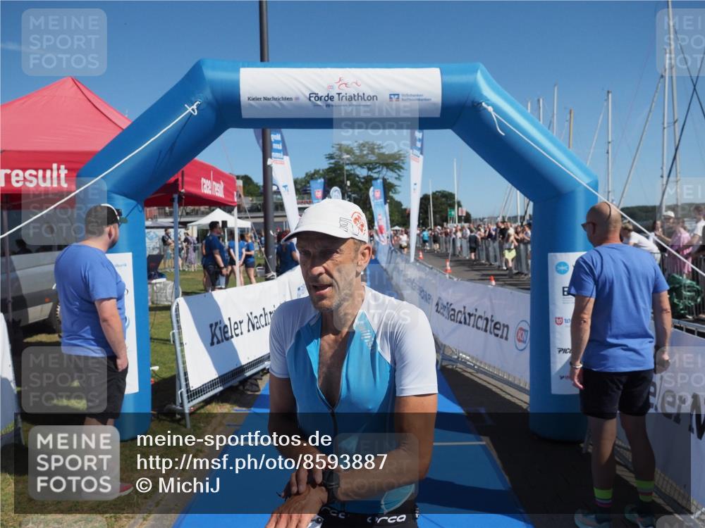 17.08.2025 - KN Förde Triathlon 2025 MichiJ http://msf.ph/oto/8593887 17.08.2025 12:01:16 Laufen 275, 287 meine-sportfotos.de