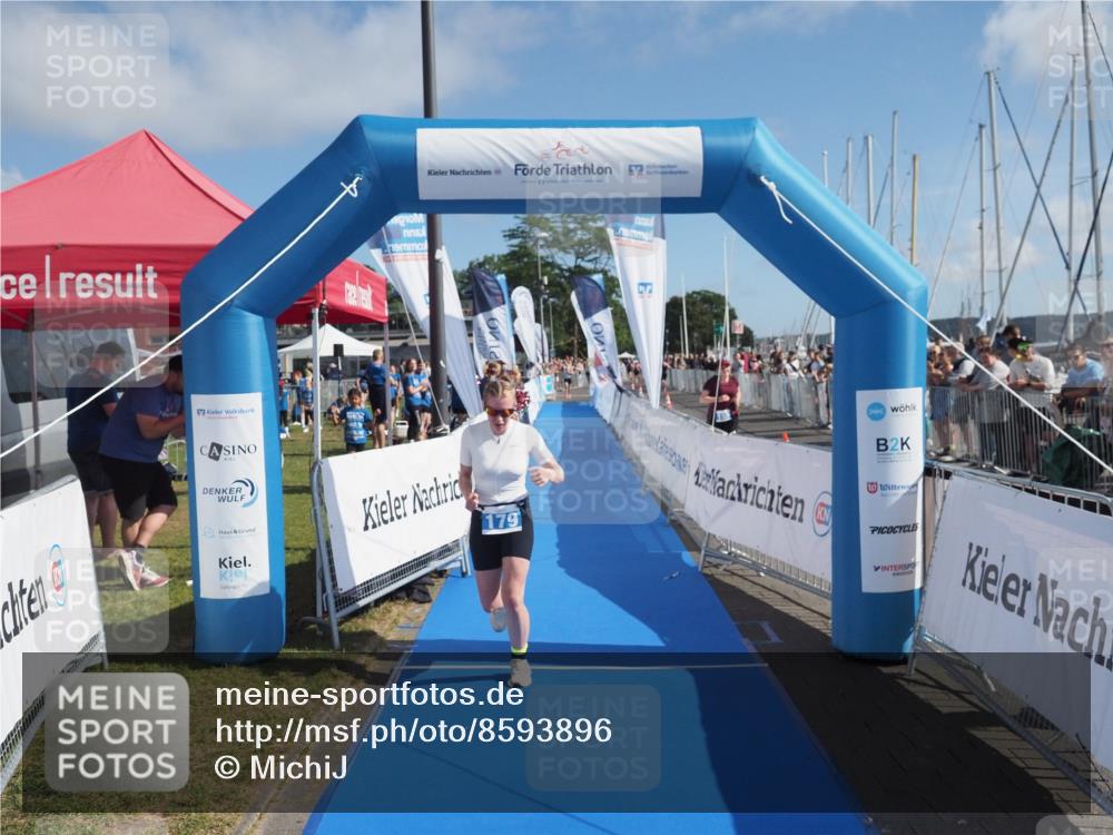 17.08.2025 - KN Förde Triathlon 2025 MichiJ http://msf.ph/oto/8593896 17.08.2025 10:37:17 Laufen 179 meine-sportfotos.de