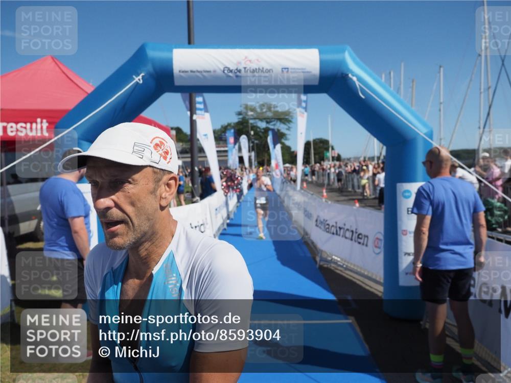 17.08.2025 - KN Förde Triathlon 2025 MichiJ http://msf.ph/oto/8593904 17.08.2025 12:01:16 Laufen 275, 287 meine-sportfotos.de