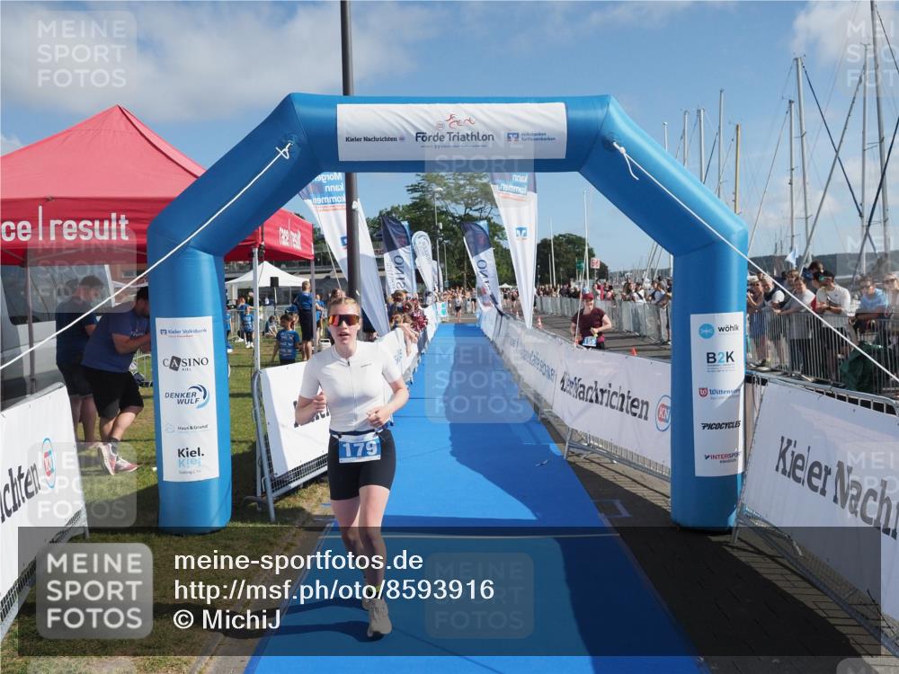 17.08.2025 - KN Förde Triathlon 2025 MichiJ http://msf.ph/oto/8593916 17.08.2025 10:37:18 Laufen 179 meine-sportfotos.de