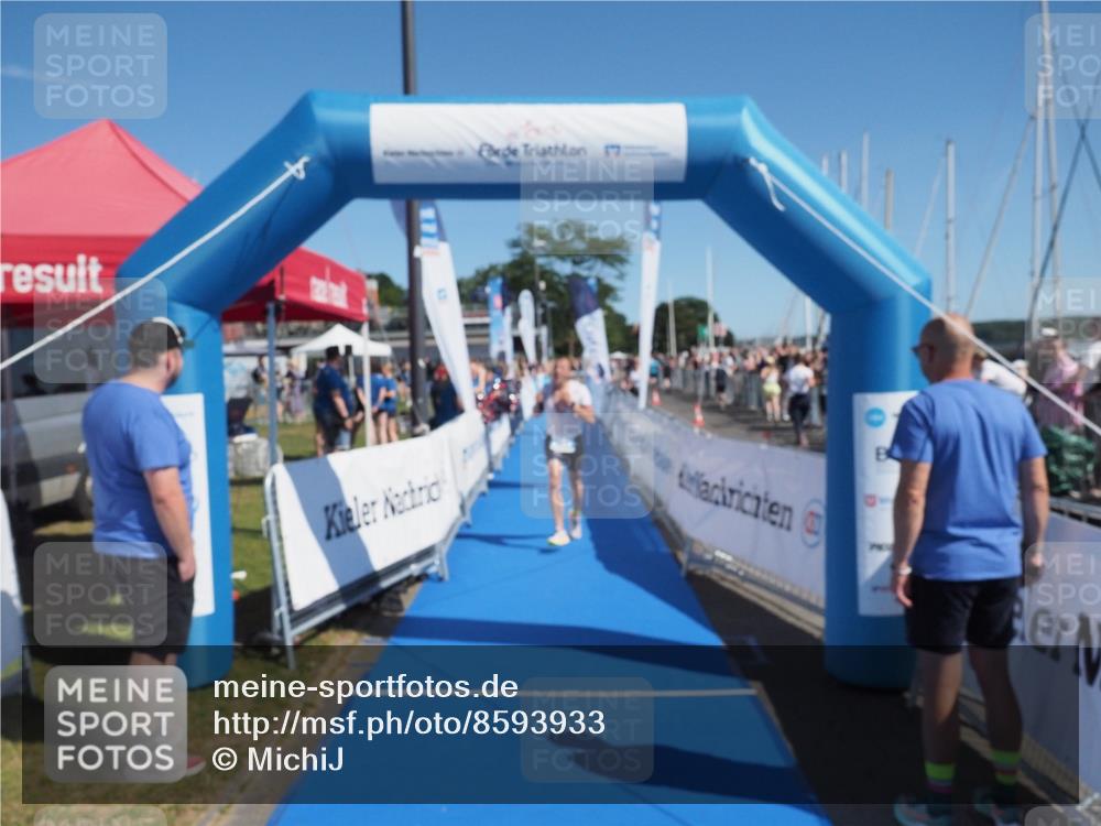 17.08.2025 - KN Förde Triathlon 2025 MichiJ http://msf.ph/oto/8593933 17.08.2025 12:01:17 Laufen 275, 287 meine-sportfotos.de