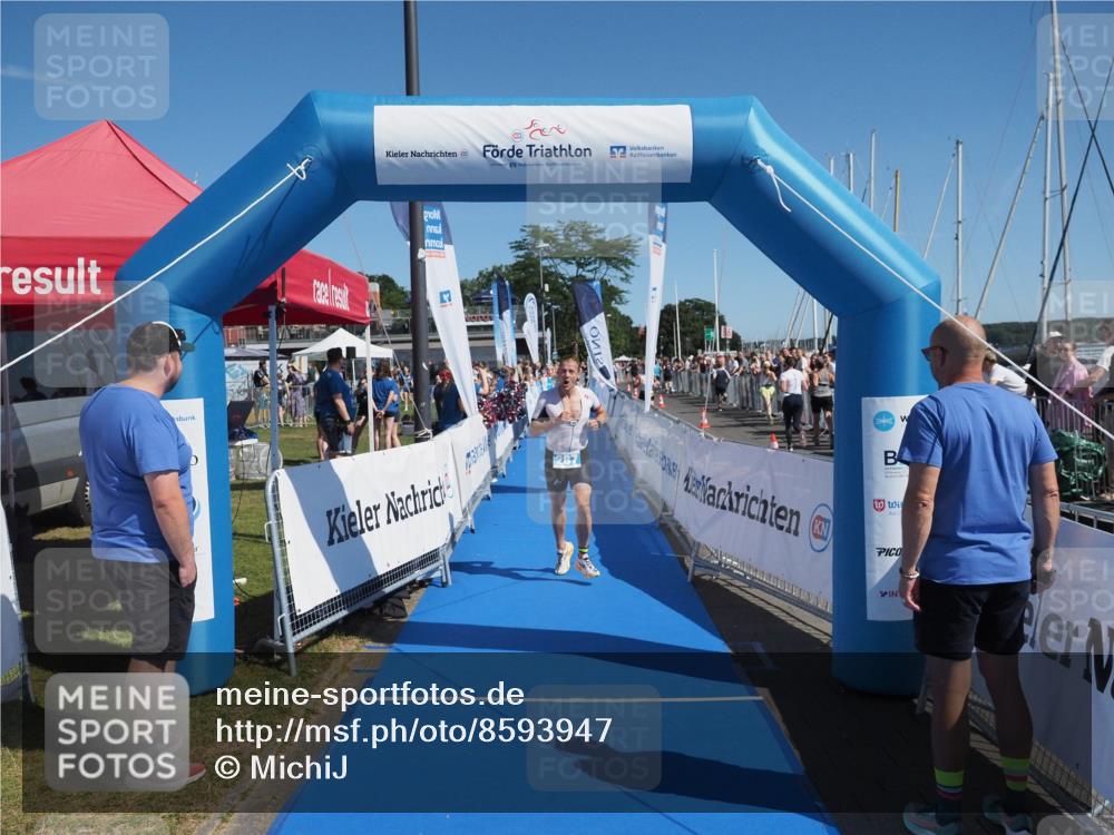17.08.2025 - KN Förde Triathlon 2025 MichiJ http://msf.ph/oto/8593947 17.08.2025 12:01:17 Laufen 275, 287 meine-sportfotos.de