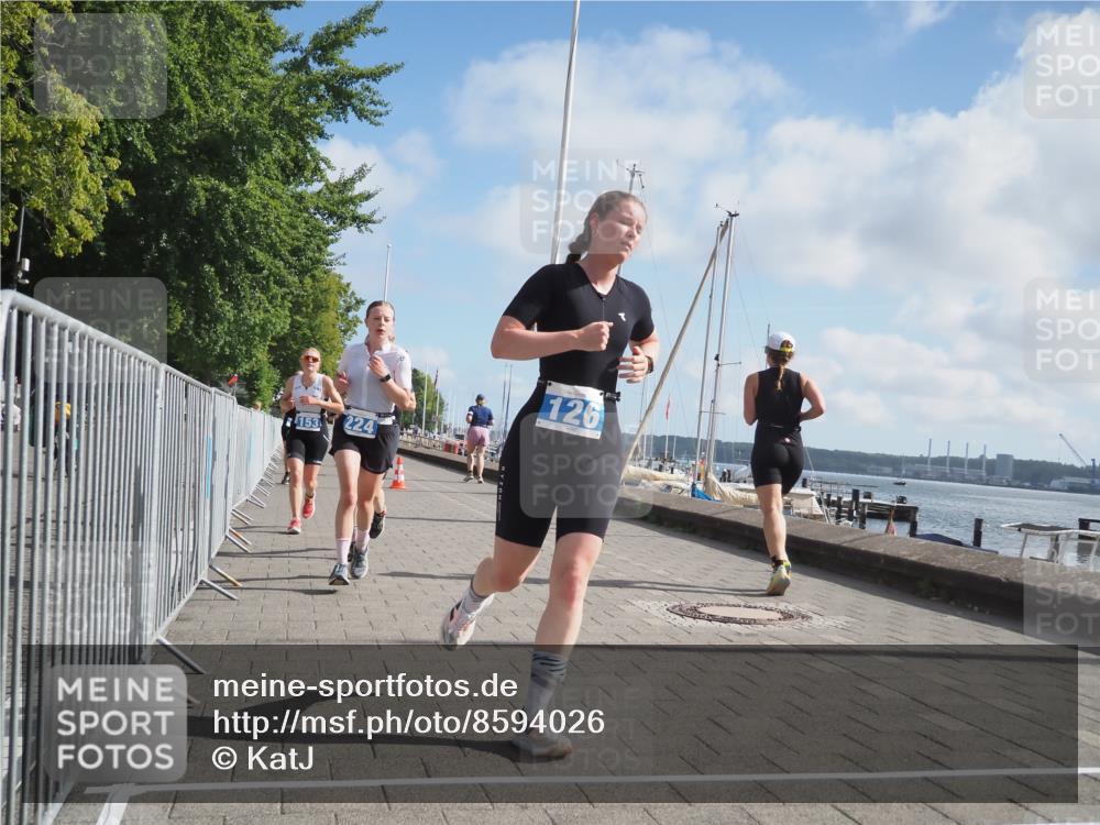 17.08.2025 - KN Förde Triathlon 2025 KatJ http://msf.ph/oto/8594026 17.08.2025 10:22:02 Laufen 125, 126, 147, 148, 153, 166, 224 meine-sportfotos.de