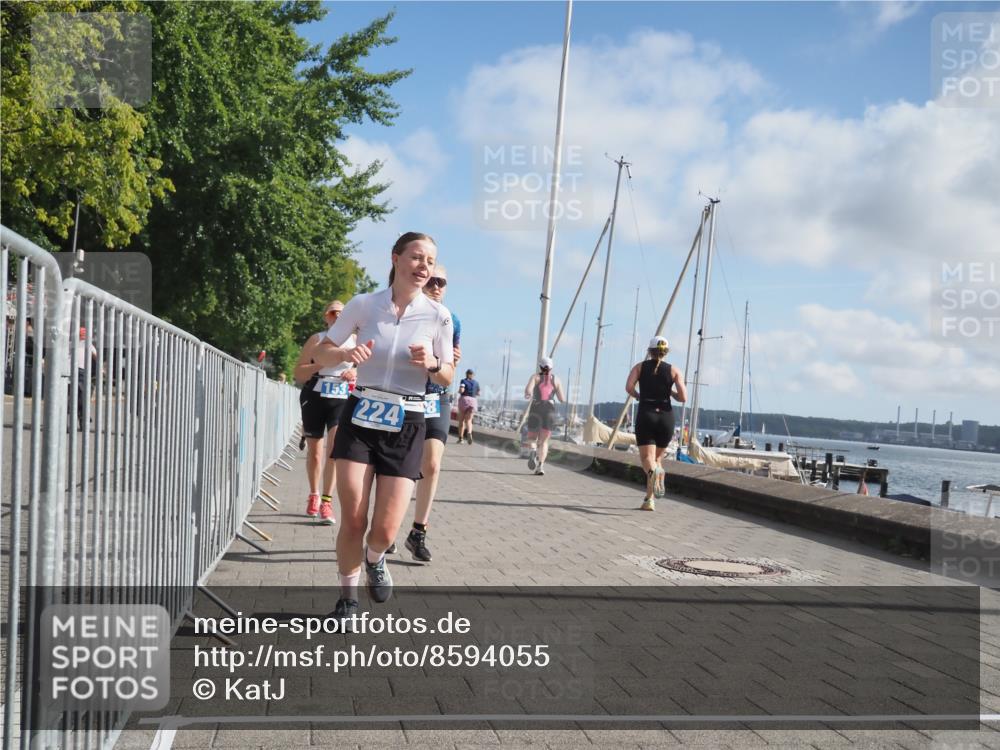 17.08.2025 - KN Förde Triathlon 2025 KatJ http://msf.ph/oto/8594055 17.08.2025 10:22:03 Laufen 125, 126, 147, 148, 153, 166, 224 meine-sportfotos.de