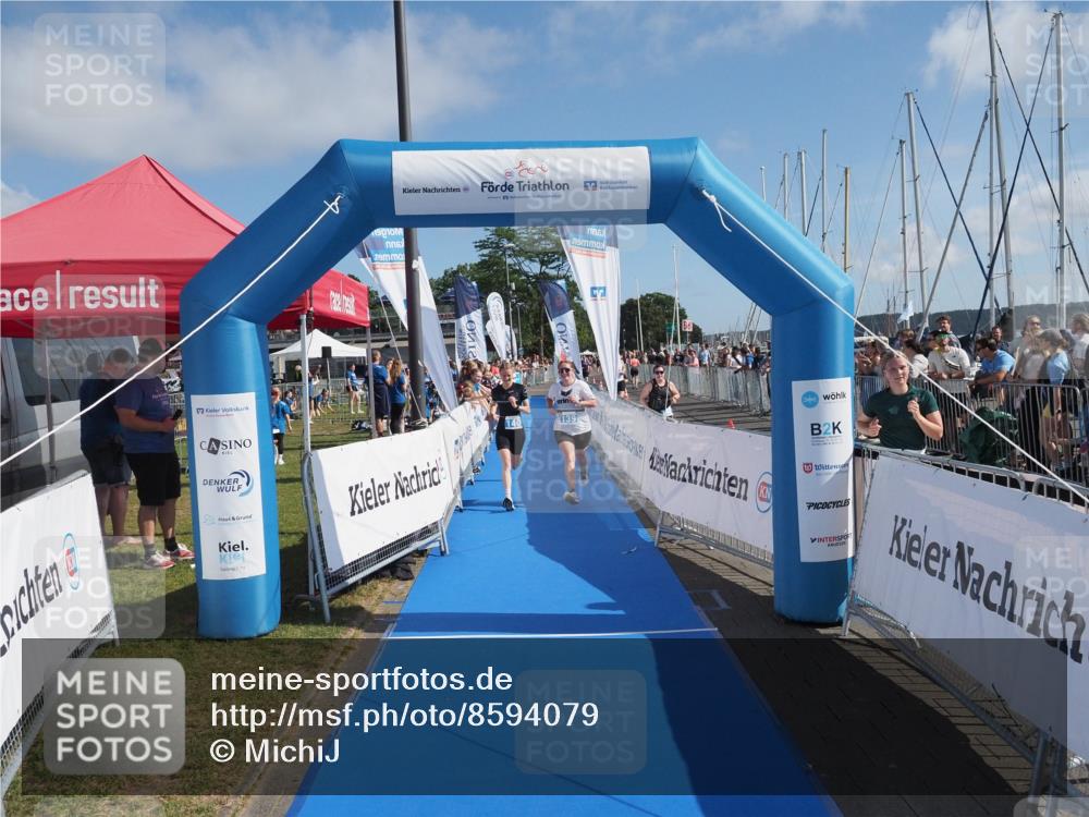 17.08.2025 - KN Förde Triathlon 2025 MichiJ http://msf.ph/oto/8594079 17.08.2025 10:37:34 Laufen 139, 140, 153 meine-sportfotos.de