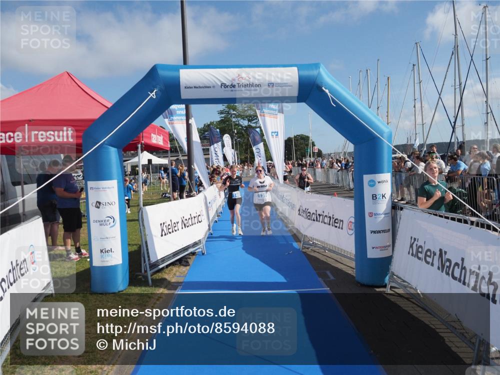 17.08.2025 - KN Förde Triathlon 2025 MichiJ http://msf.ph/oto/8594088 17.08.2025 10:37:34 Laufen 139, 140, 153 meine-sportfotos.de