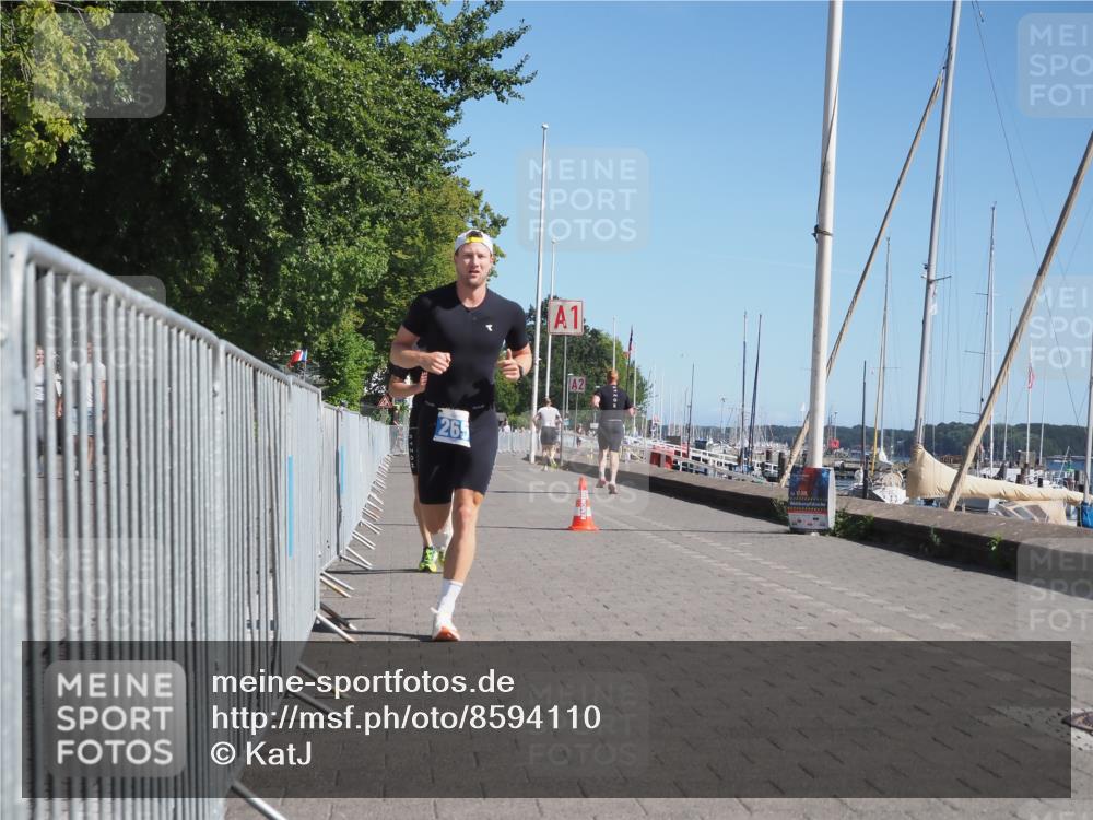 17.08.2025 - KN Förde Triathlon 2025 KatJ http://msf.ph/oto/8594110 17.08.2025 11:39:31 Laufen 265, 267 meine-sportfotos.de