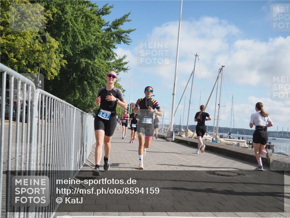 17.08.2025 - KN Förde Triathlon 2025 KatJ http://msf.ph/oto/8594159 17.08.2025 10:22:07 Laufen 125, 147, 153, 166, 171, 219 meine-sportfotos.de