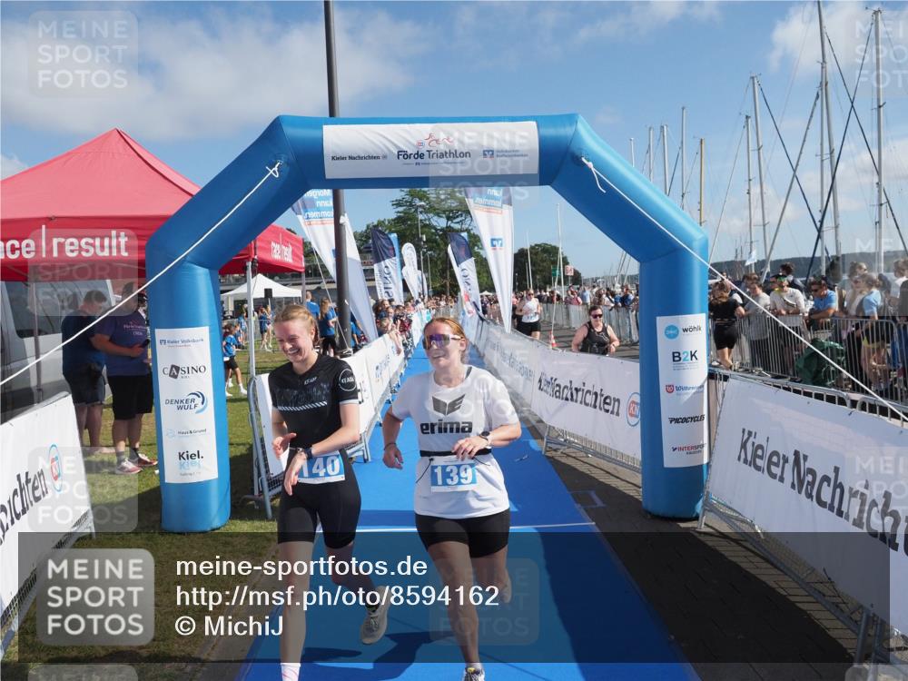 17.08.2025 - KN Förde Triathlon 2025 MichiJ http://msf.ph/oto/8594162 17.08.2025 10:37:36 Laufen 139, 140 meine-sportfotos.de
