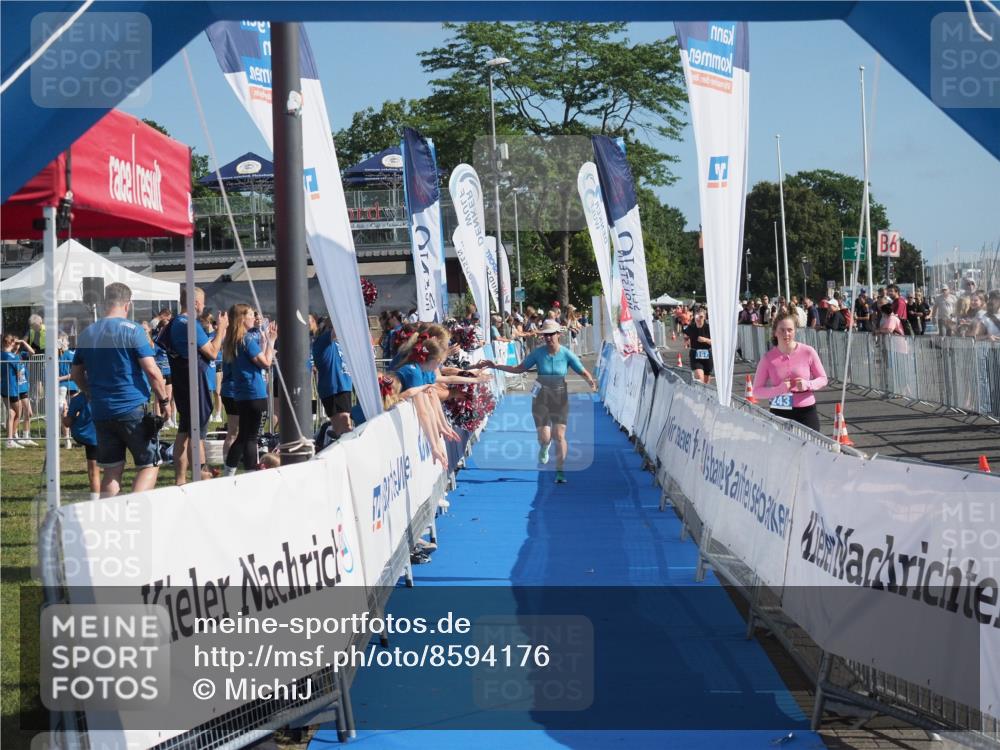 17.08.2025 - KN Förde Triathlon 2025 MichiJ http://msf.ph/oto/8594176 17.08.2025 10:38:04 Laufen 141 meine-sportfotos.de