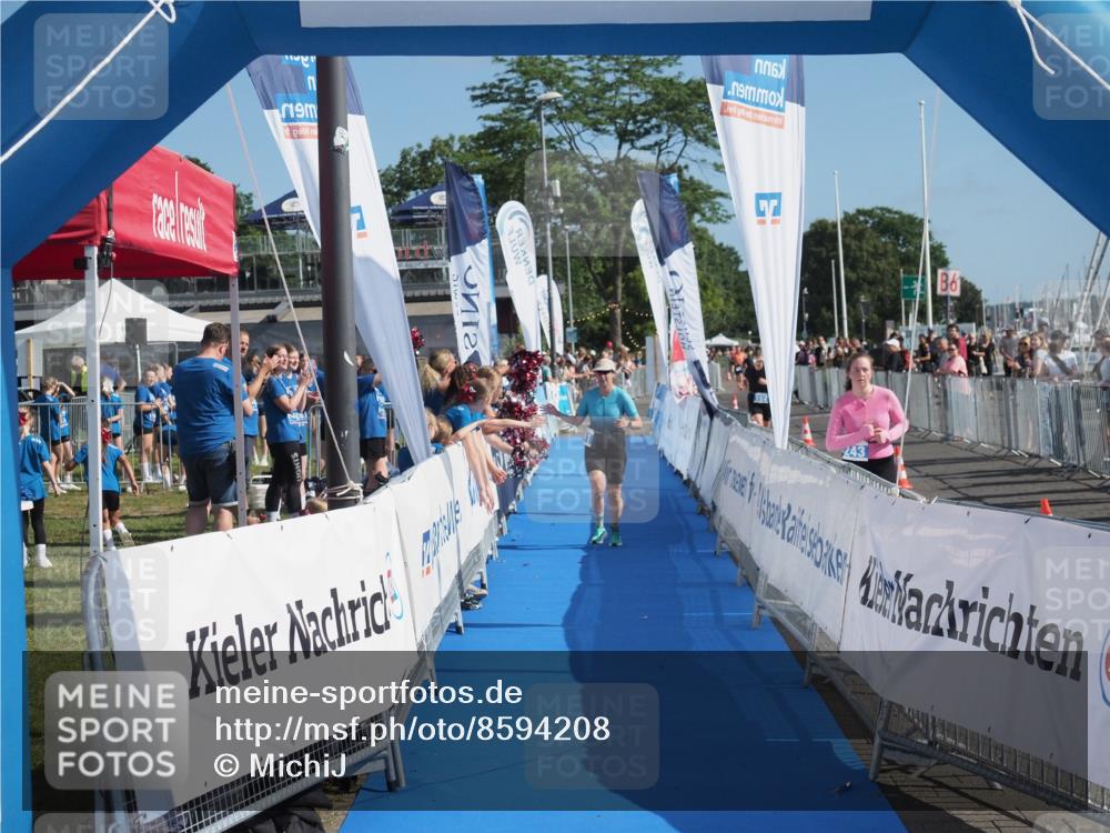 17.08.2025 - KN Förde Triathlon 2025 MichiJ http://msf.ph/oto/8594208 17.08.2025 10:38:05 Laufen 141 meine-sportfotos.de
