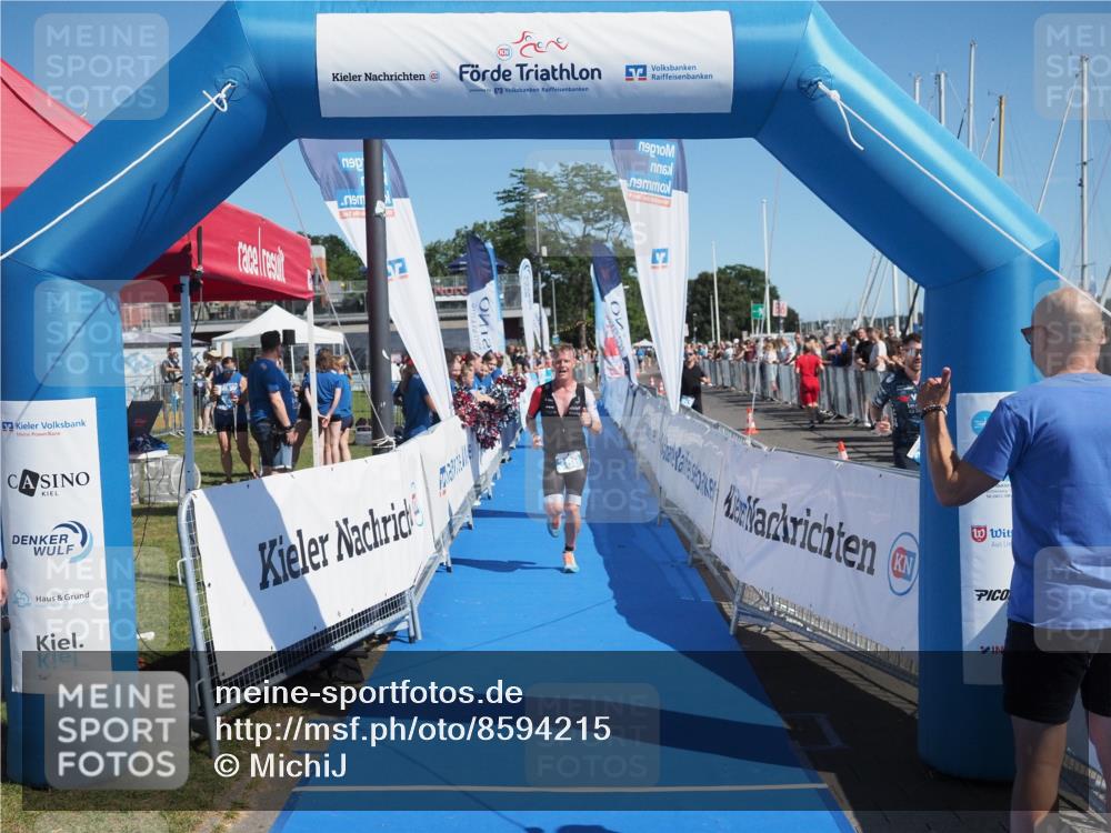 17.08.2025 - KN Förde Triathlon 2025 MichiJ http://msf.ph/oto/8594215 17.08.2025 12:01:30 Laufen 389 meine-sportfotos.de