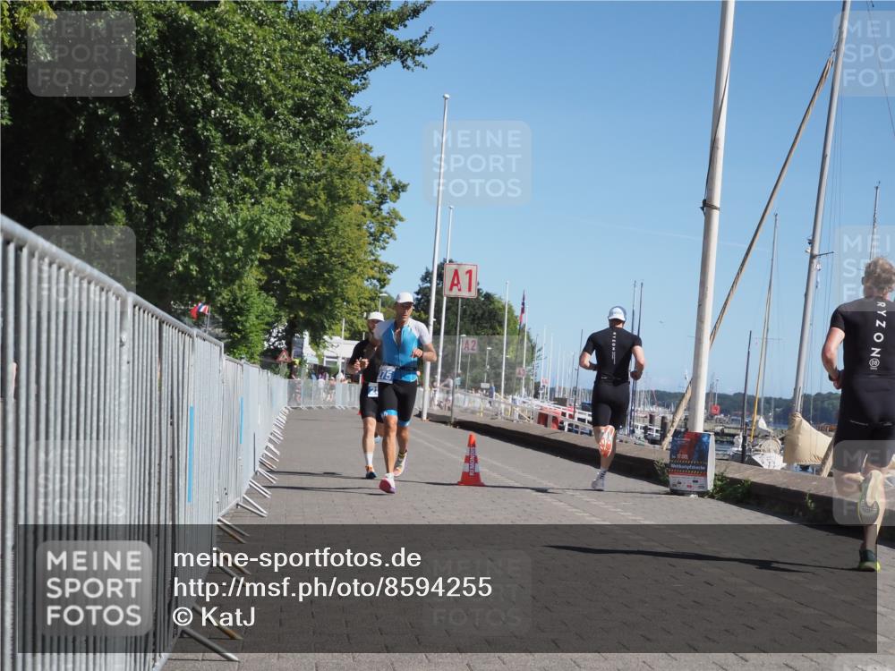 17.08.2025 - KN Förde Triathlon 2025 KatJ http://msf.ph/oto/8594255 17.08.2025 11:39:39 Laufen 275, 283 meine-sportfotos.de