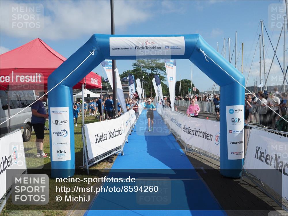 17.08.2025 - KN Förde Triathlon 2025 MichiJ http://msf.ph/oto/8594260 17.08.2025 10:38:06 Laufen 141 meine-sportfotos.de