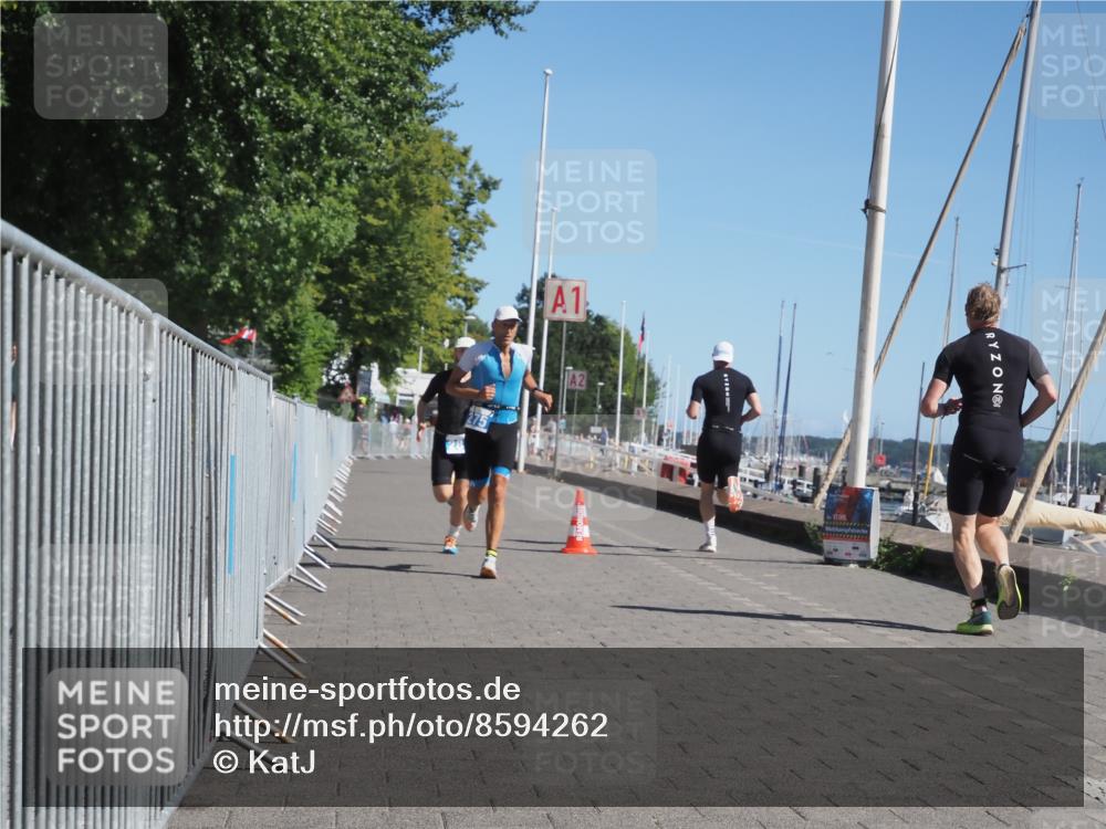 17.08.2025 - KN Förde Triathlon 2025 KatJ http://msf.ph/oto/8594262 17.08.2025 11:39:39 Laufen 275, 283 meine-sportfotos.de
