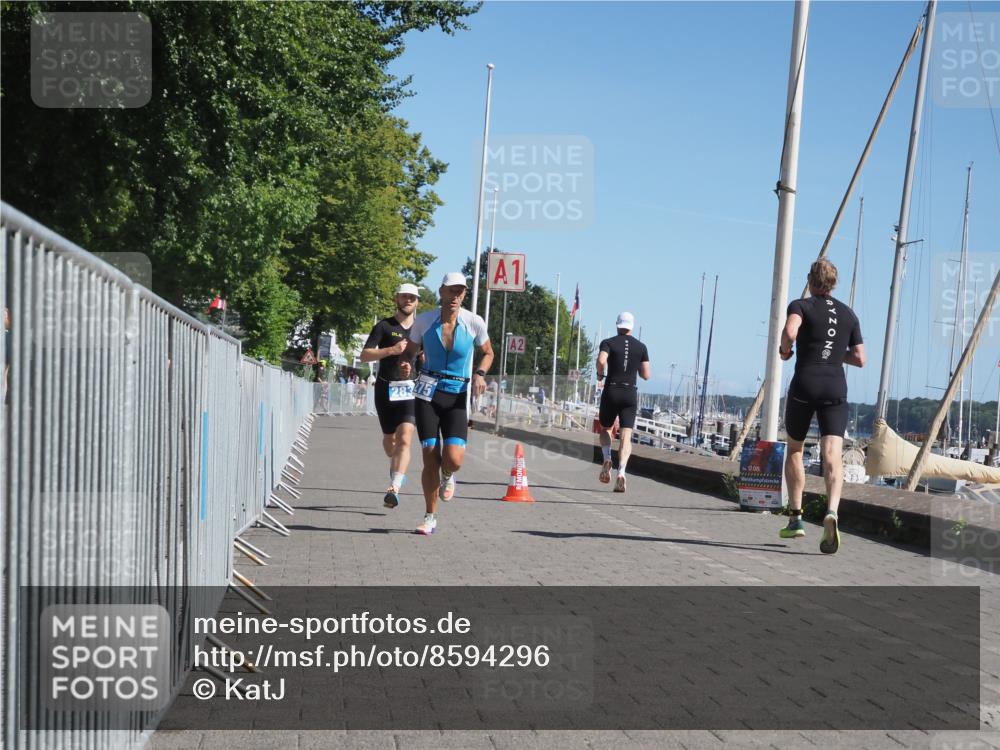 17.08.2025 - KN Förde Triathlon 2025 KatJ http://msf.ph/oto/8594296 17.08.2025 11:39:40 Laufen 275, 283 meine-sportfotos.de