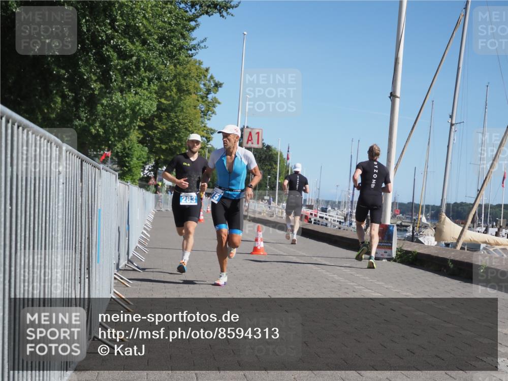 17.08.2025 - KN Förde Triathlon 2025 KatJ http://msf.ph/oto/8594313 17.08.2025 11:39:40 Laufen 275, 283 meine-sportfotos.de