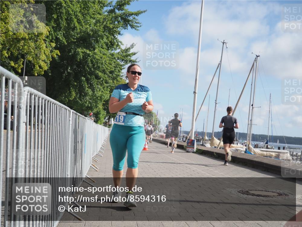 17.08.2025 - KN Förde Triathlon 2025 KatJ http://msf.ph/oto/8594316 17.08.2025 10:22:14 Laufen 125, 171, 219 meine-sportfotos.de