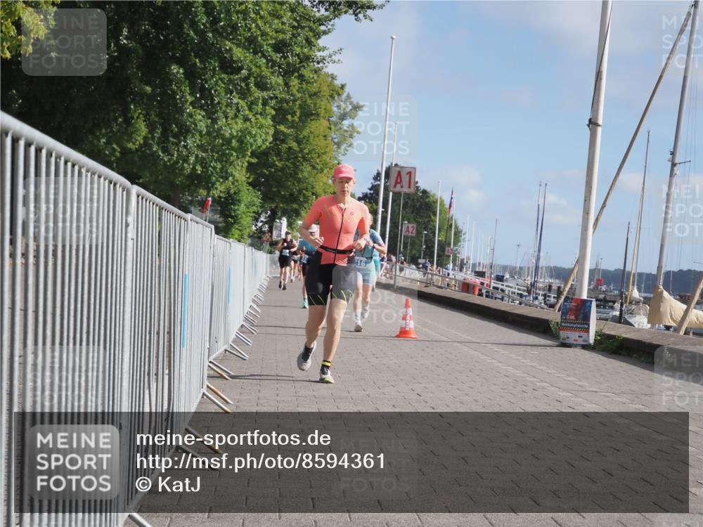 17.08.2025 - KN Förde Triathlon 2025 KatJ http://msf.ph/oto/8594361 17.08.2025 10:22:38 Laufen 141, 216, 225 meine-sportfotos.de
