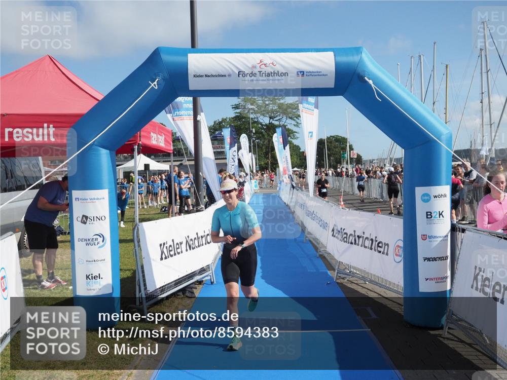 17.08.2025 - KN Förde Triathlon 2025 MichiJ http://msf.ph/oto/8594383 17.08.2025 10:38:09 Laufen 141 meine-sportfotos.de